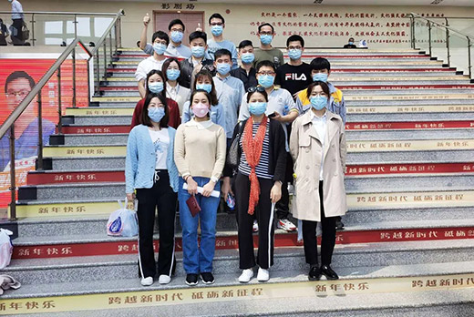 上海沪工组织开展无偿献血活动